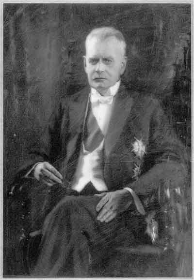 Socialminister Henning Elmquist